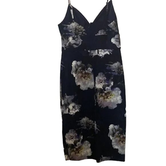 DYNAMITE floral dress - Picture 2 of 5